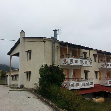 Hotel Panorama Kakopleyri Kalabakas Kakoplevri Esterno foto