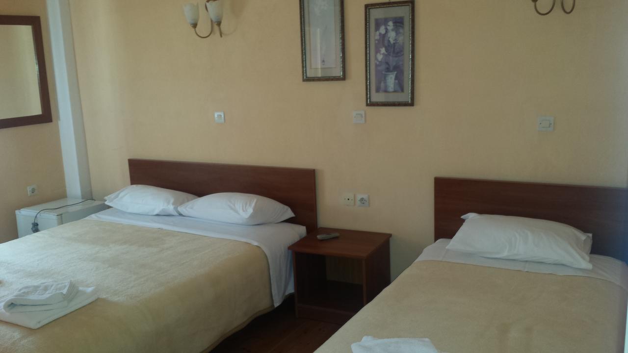 Hotel Panorama Kakopleyri Kalabakas Kakoplevri Esterno foto
